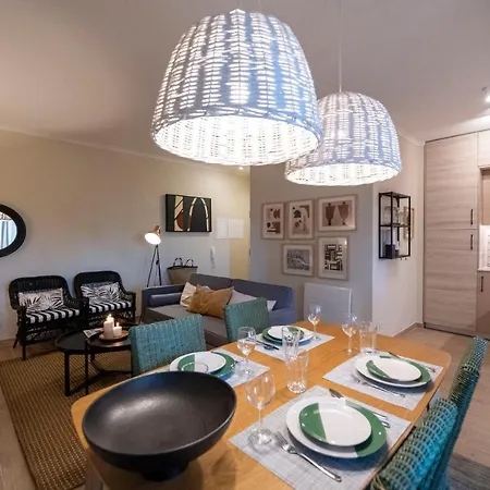 Moonrise Flat Apartment